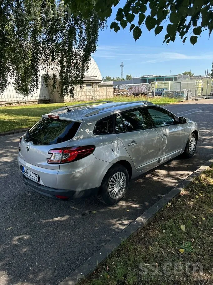 Renault Megane 2014 photo 4