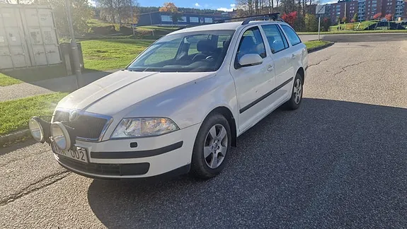 Skoda Octavia 2006 photo 2