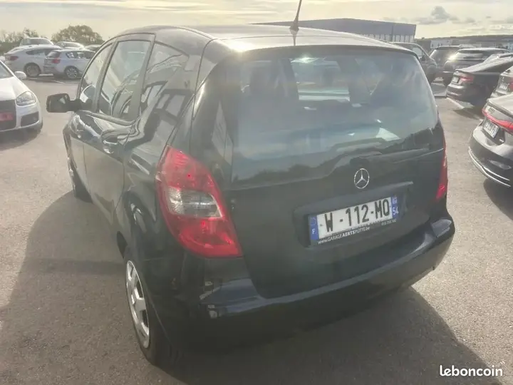 Mercedes-Benz A-Class 2010 photo 3