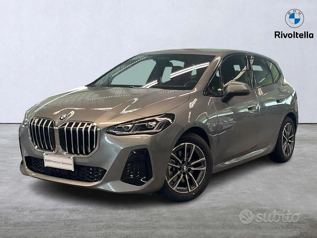 BMW 220I