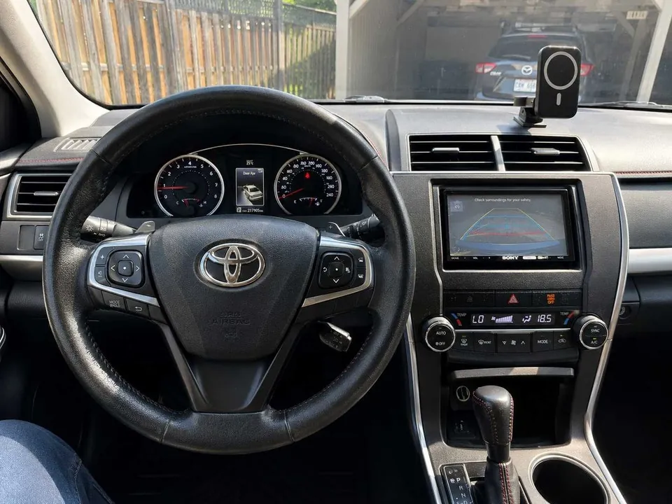 Toyota Camry 2015 photo 4