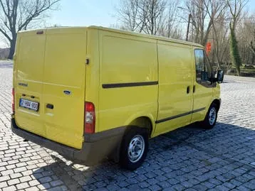 Ford Transit 2011 photo 2