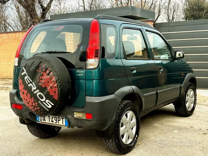 Daihatsu Terios 2006 photo 4