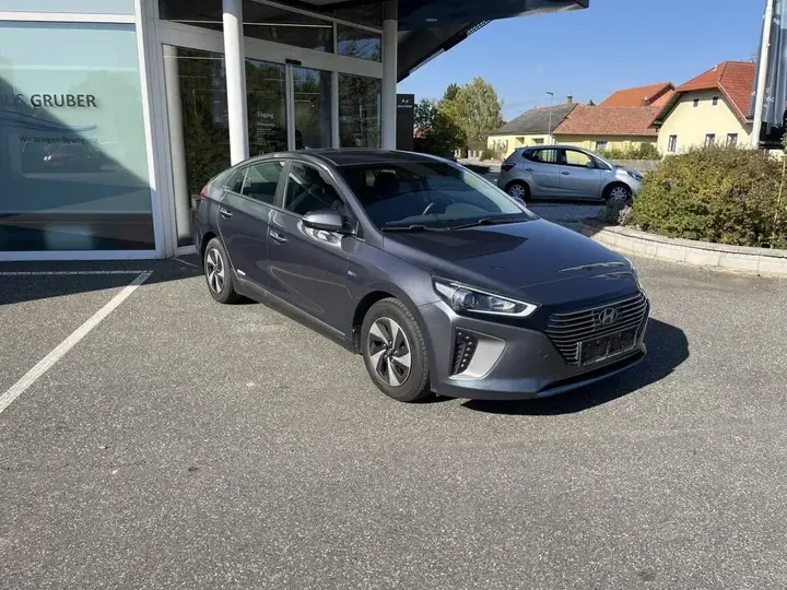 Hyundai Ioniq 2017 photo 2