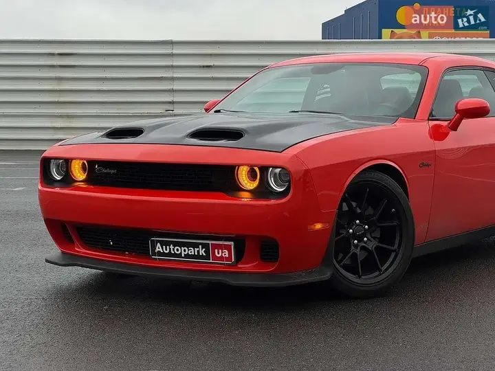 Dodge Challenger 2017 photo 4