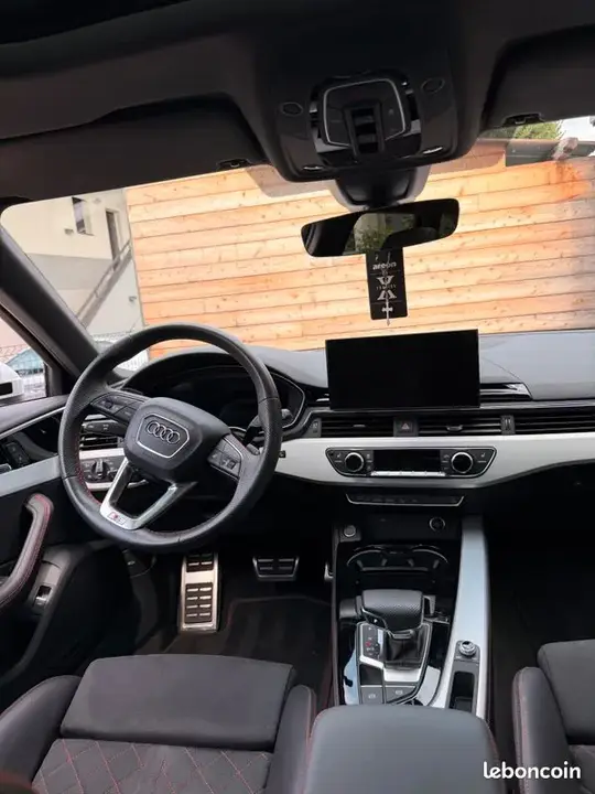 Audi A4 2024 photo 3