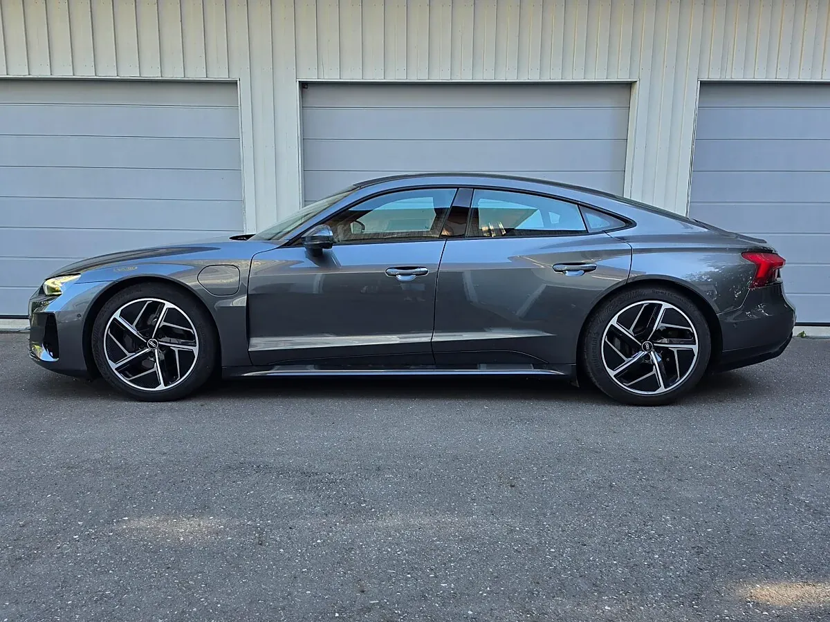 Audi E-Tron Gt 2022 photo 2