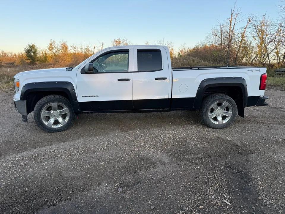 GMC Sierra 1500 2014 photo 2