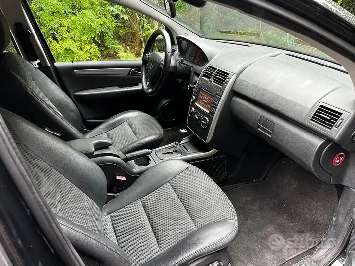 Mercedes-Benz A 180 2011 photo 5