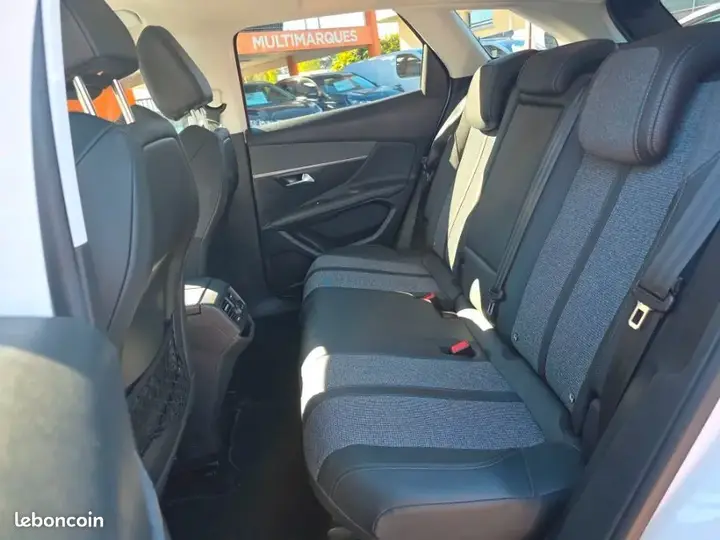 Peugeot 3008 2019 photo 5