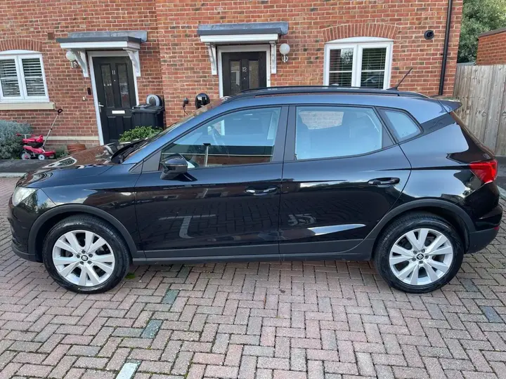 Seat Arona 2019 photo 5