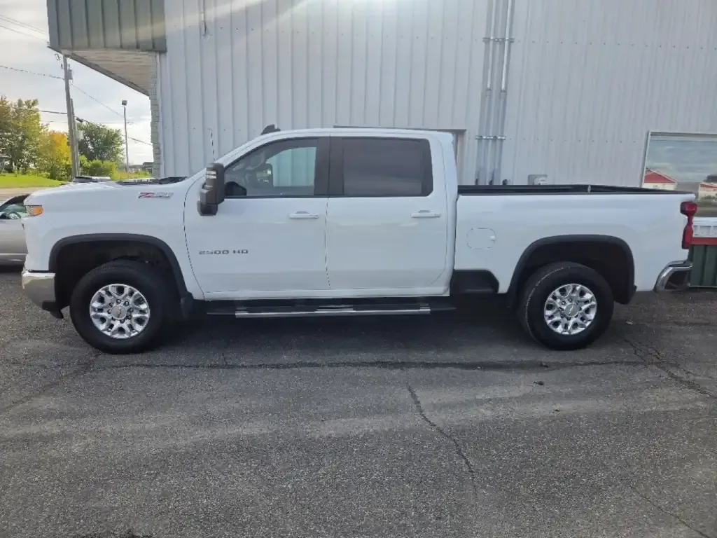 Chevrolet Silverado 2500 2024 photo 5