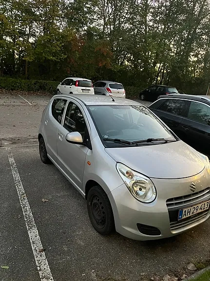 Suzuki Alto 2010 photo 2