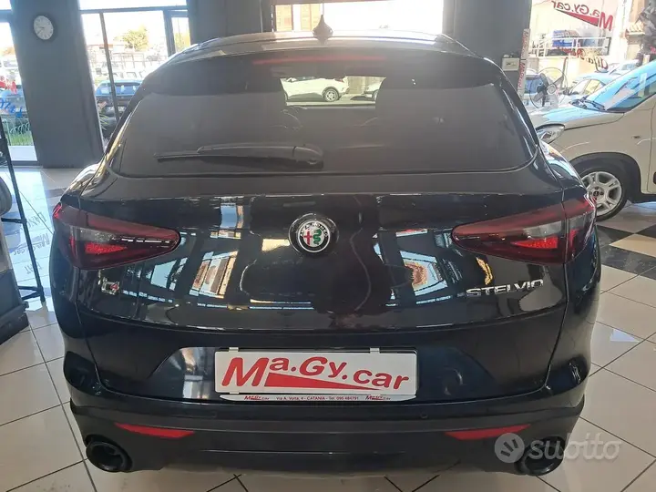 Alfa Romeo Stelvio 2022 photo 4