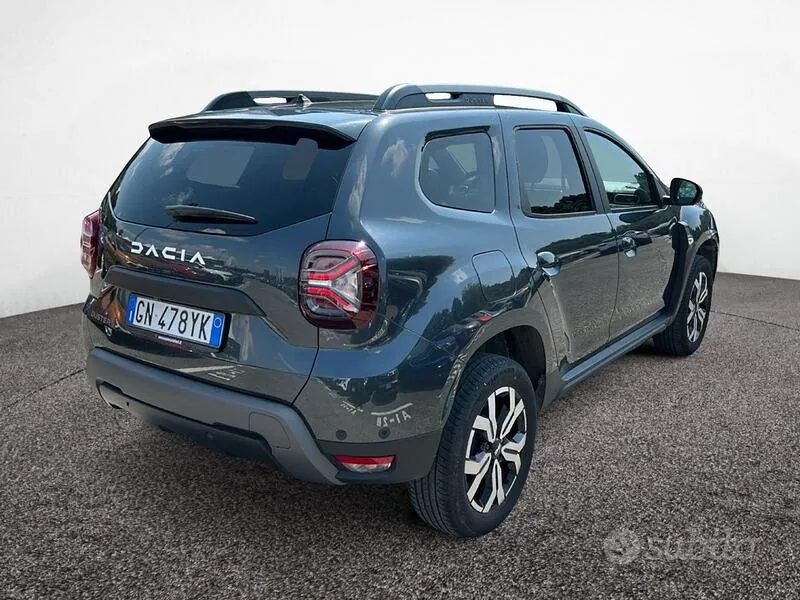 Dacia Duster 2023 photo 3