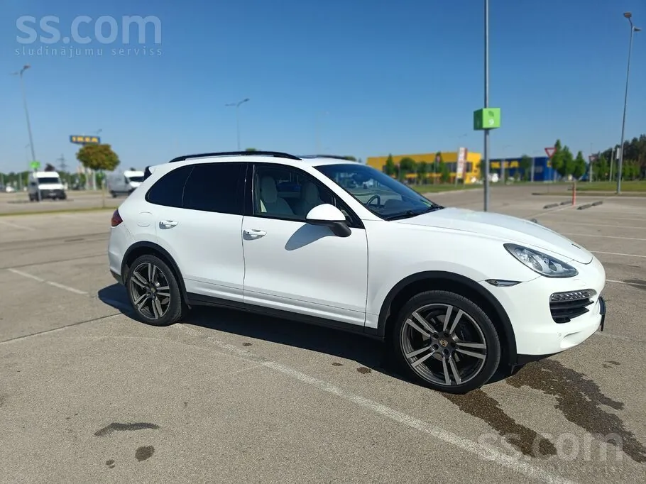 Porsche Cayenne 2012 photo 5