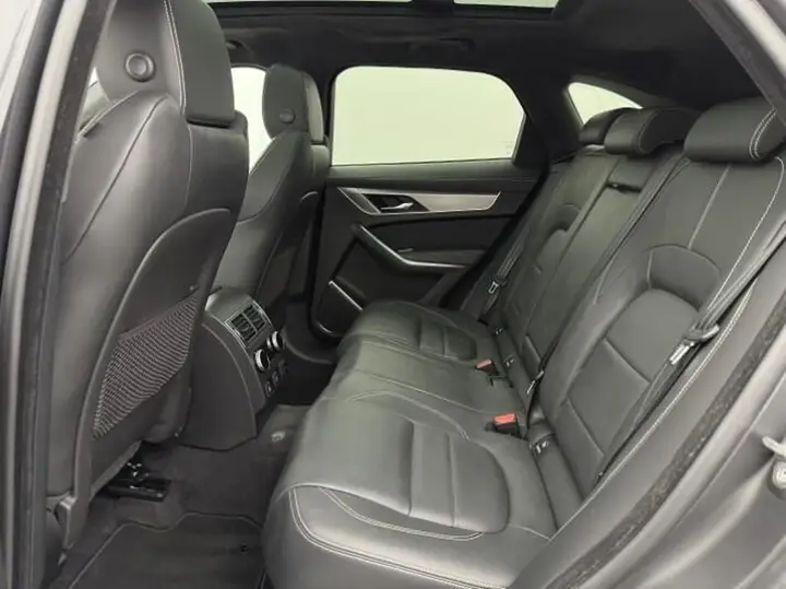 Jaguar F-Pace 2024 photo 5