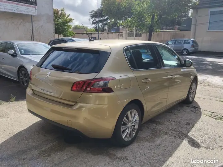 Peugeot 308 2017 photo 3