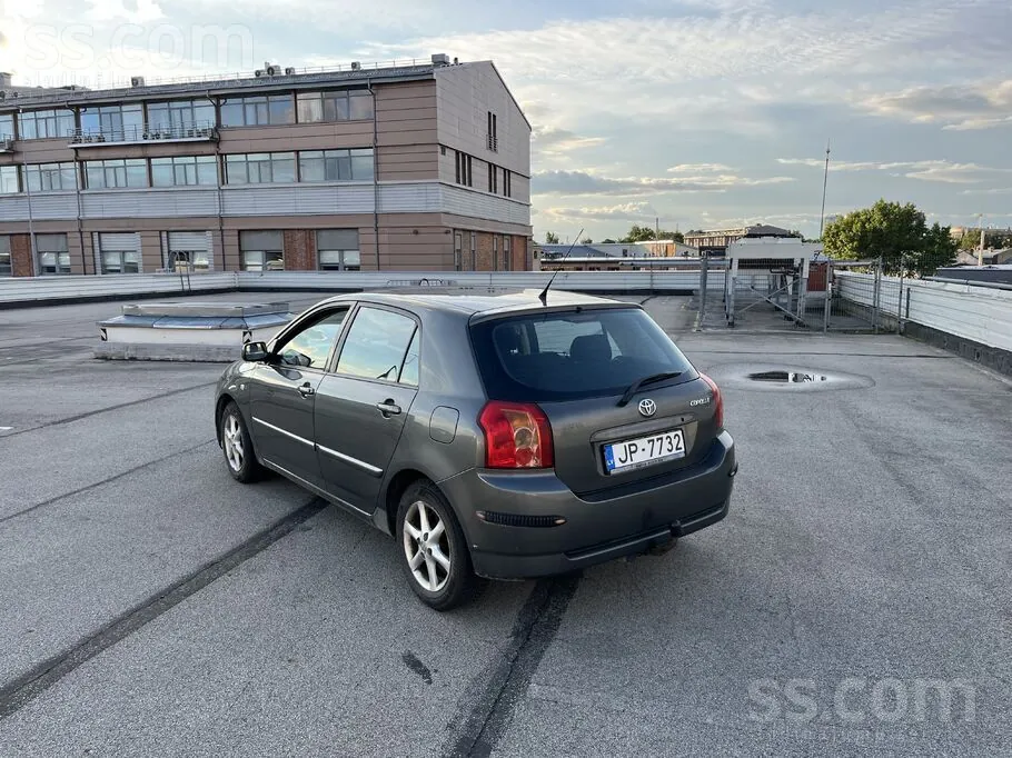 Toyota Corolla 2004 photo 4