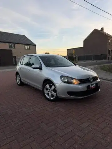 Volkswagen Golf 2010 photo 3