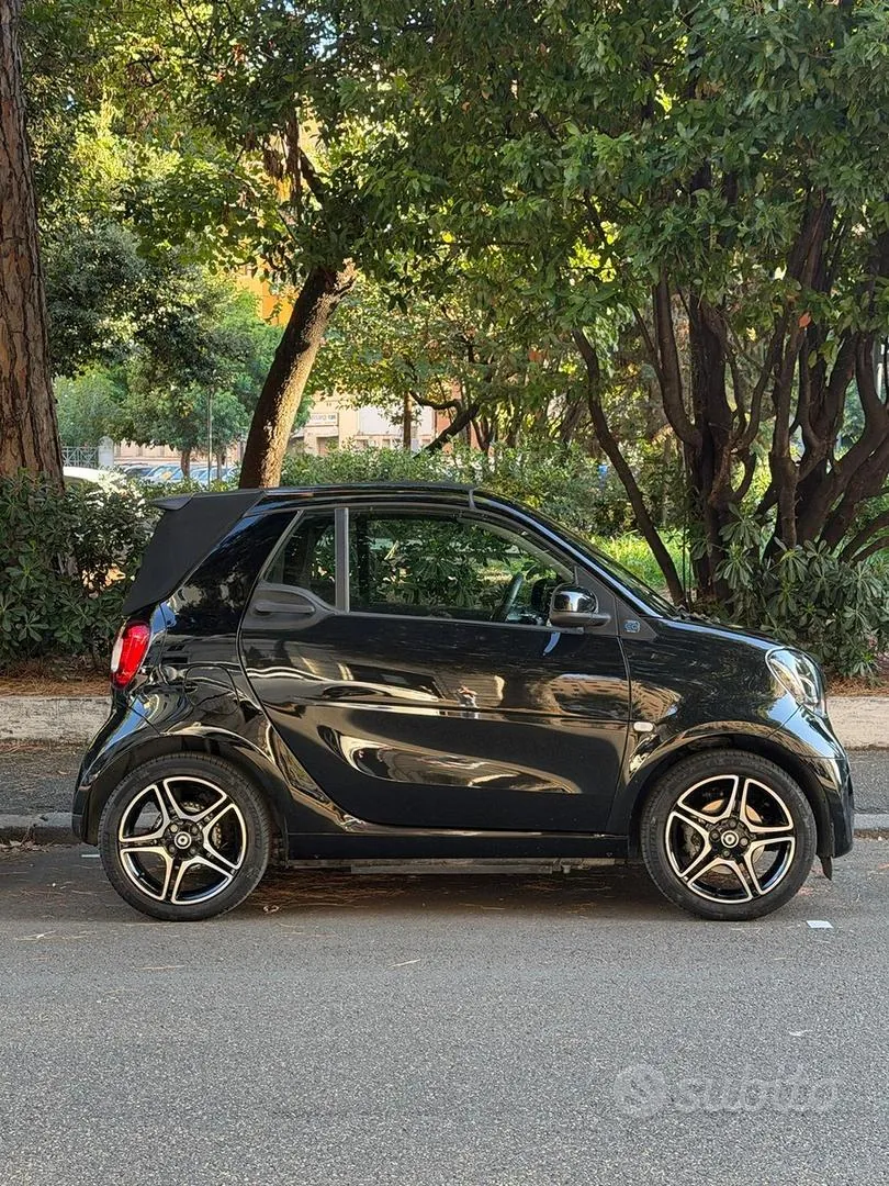 Smart Fortwo 2022 photo 3