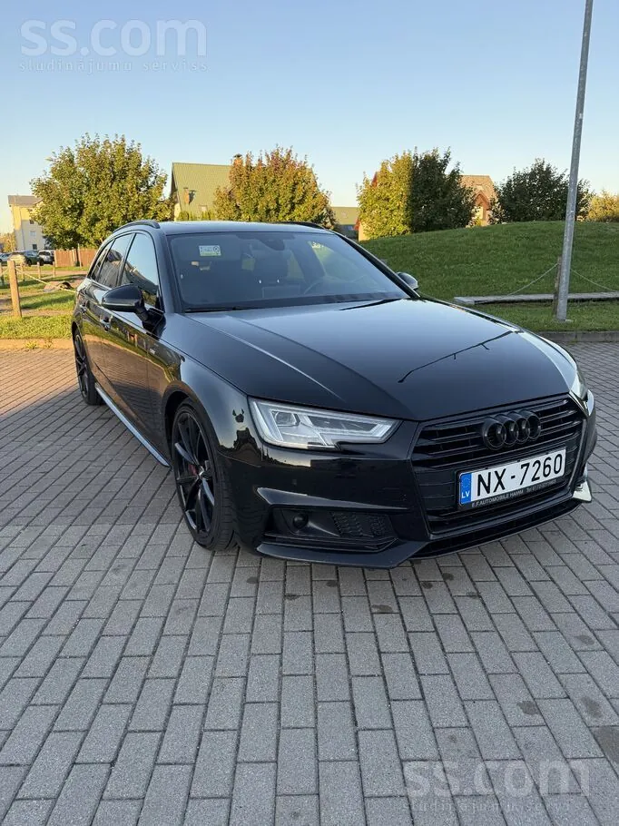 Audi A4 2017 photo 2