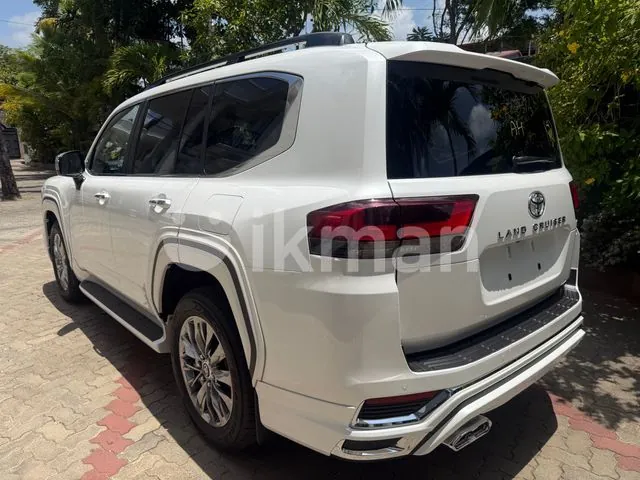 Toyota Land Cruiser 2026 photo 5