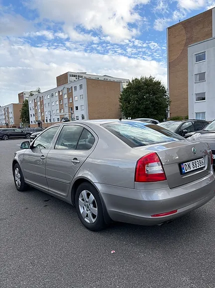 Skoda Octavia 2012 photo 4