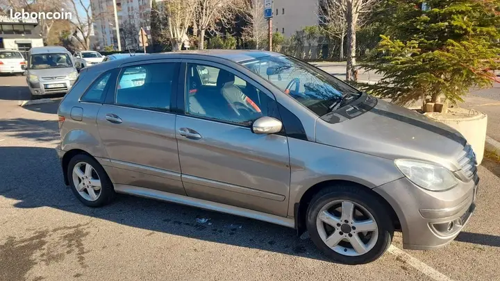 Mercedes-Benz B-Class