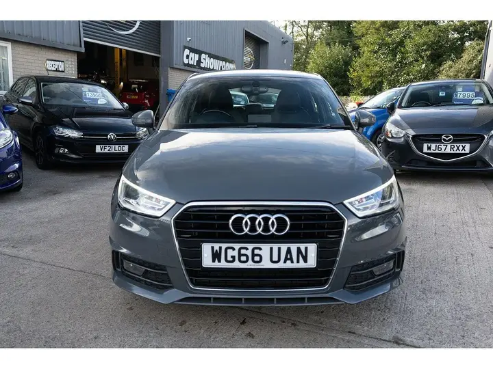 Audi A1 2016 photo 4