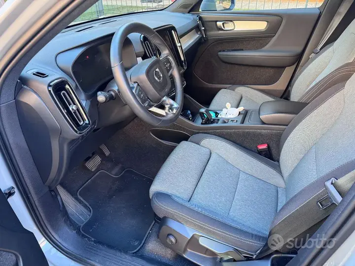 Volvo Xc40 2024 photo 5