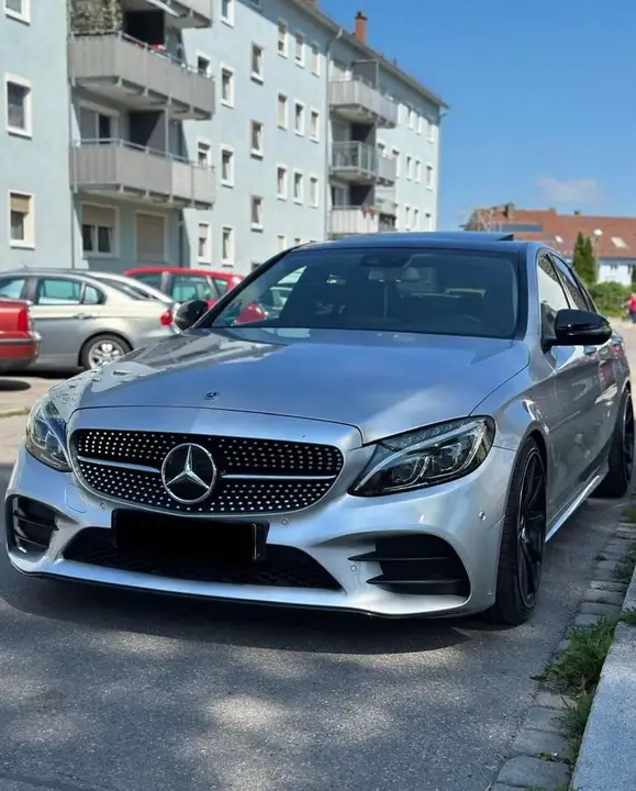 Mercedes-Benz C220