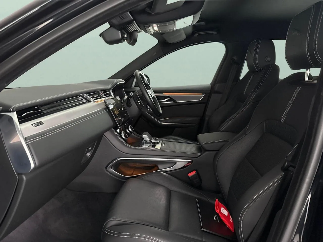 Jaguar F-Pace 2022 photo 4