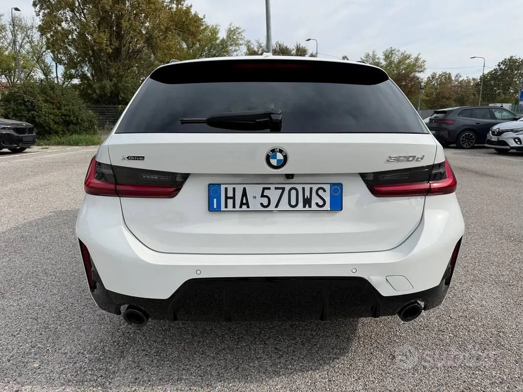 BMW 3 Series 2025 photo 4