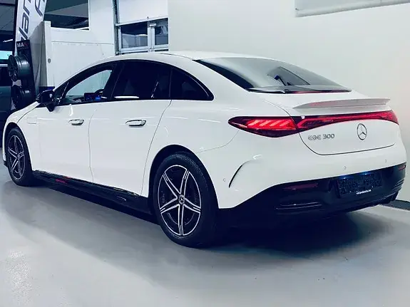Mercedes-Benz Eqe 300 2024 photo 5