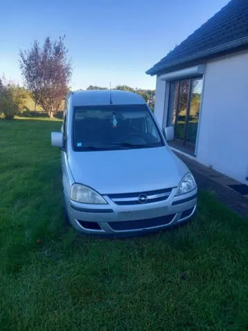 Opel Combo Tour