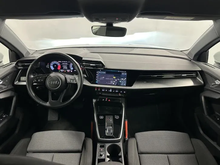 Audi A3 2022 photo 2