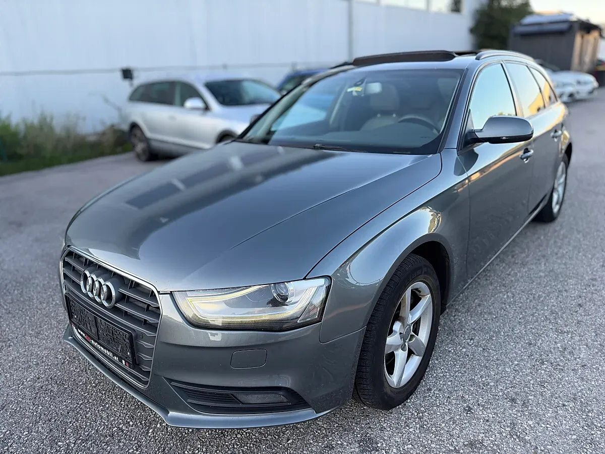 Audi A4 2013 photo 2
