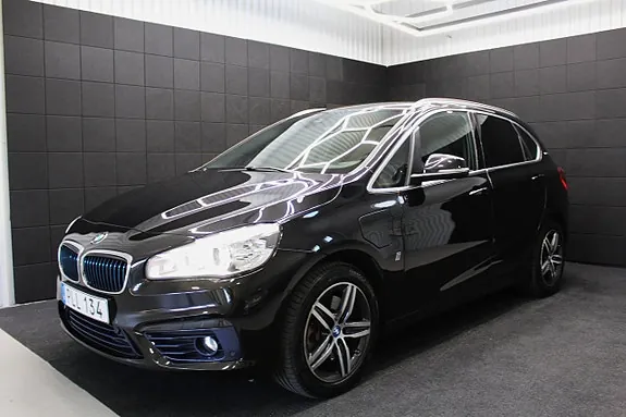 BMW 225Xe
