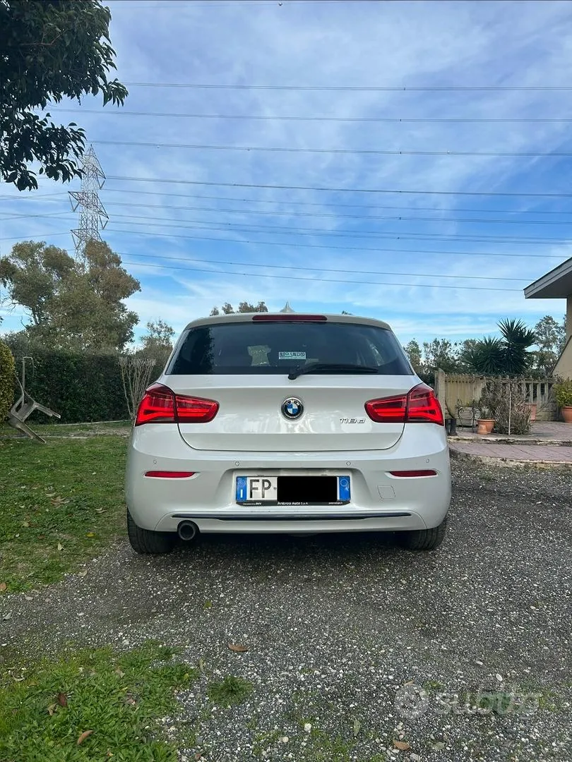 BMW 1 Series 2018 photo 2