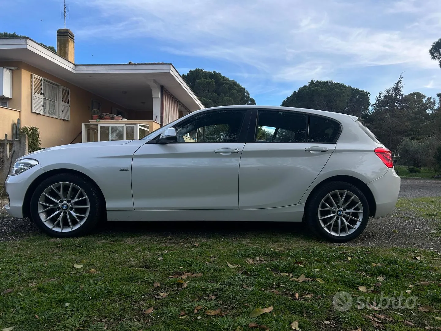 BMW 1 Series 2018 photo 3