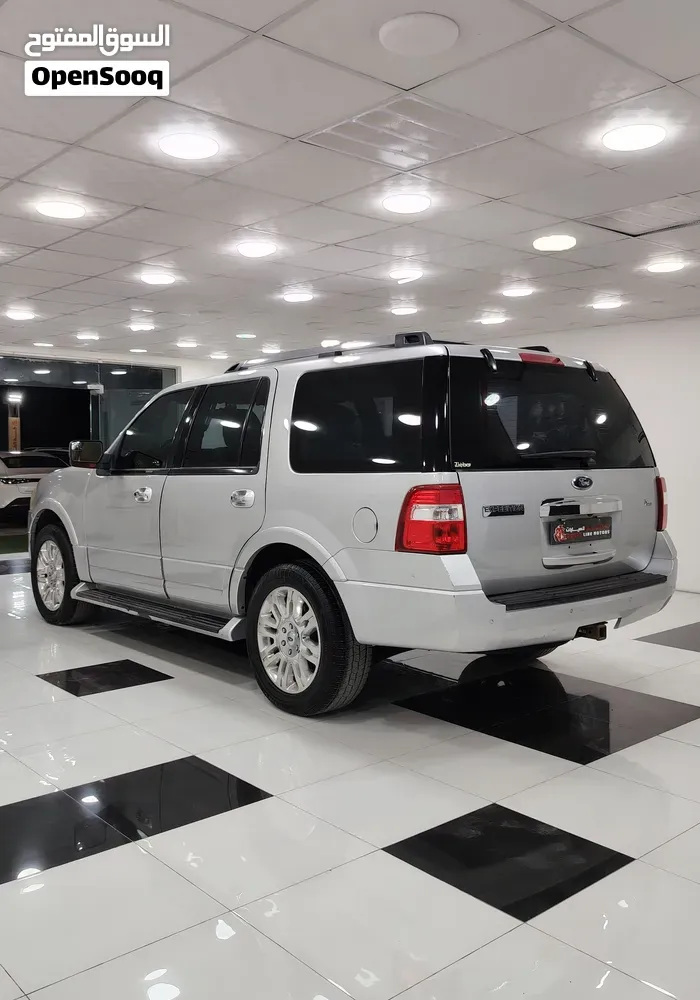 Ford Expedition 2011 photo 4