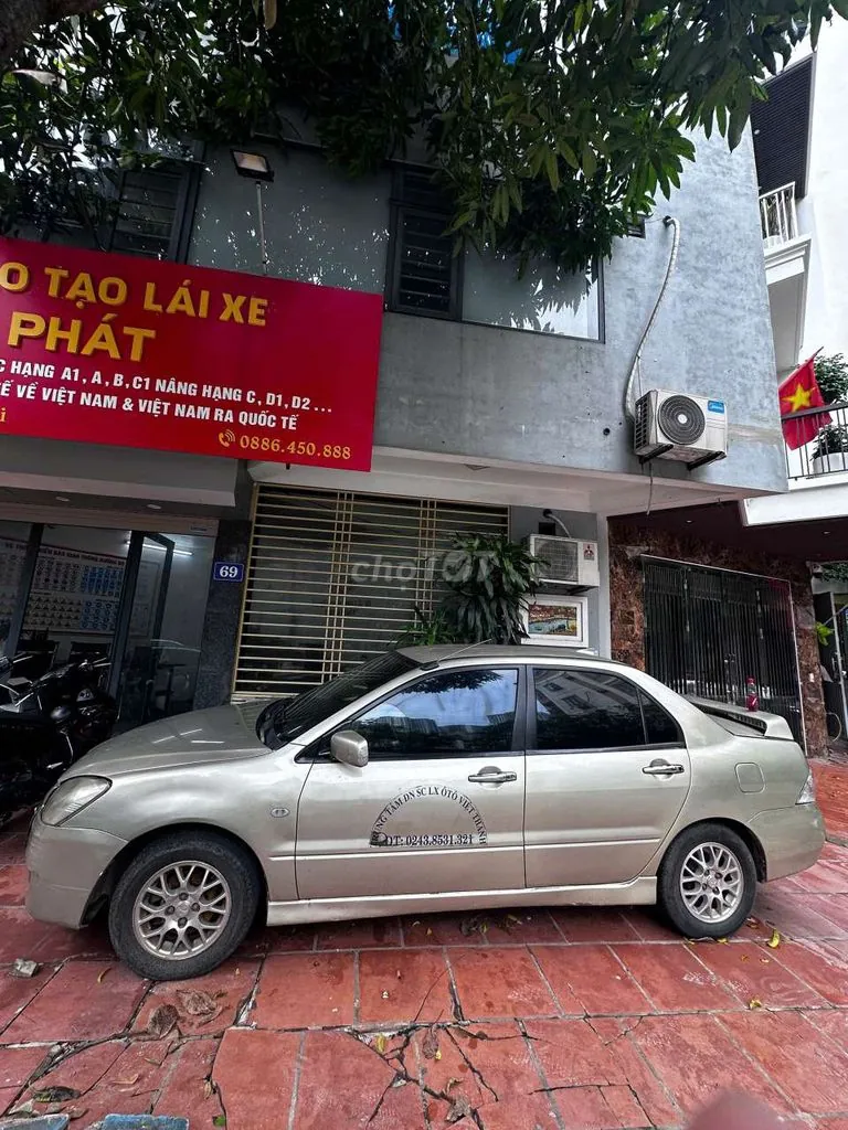 Mitsubishi Lancer 2004 photo 4