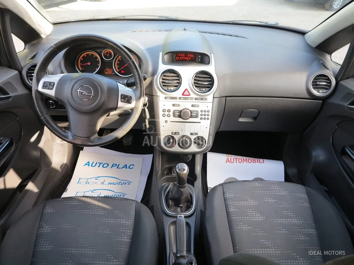 Opel Corsa D 2011 photo 3