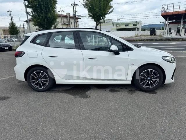 BMW 218I 2025 photo 3