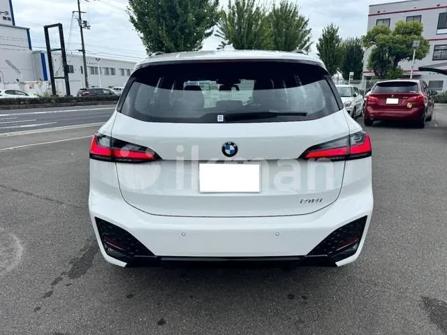 BMW 218I 2025 photo 4