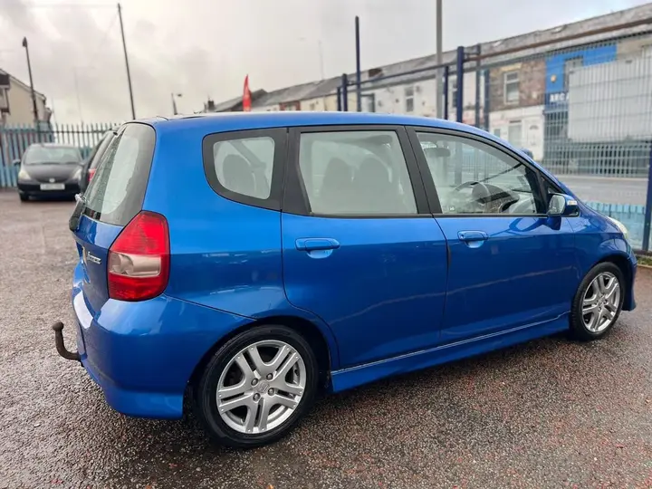 Honda Jazz 2007 photo 4