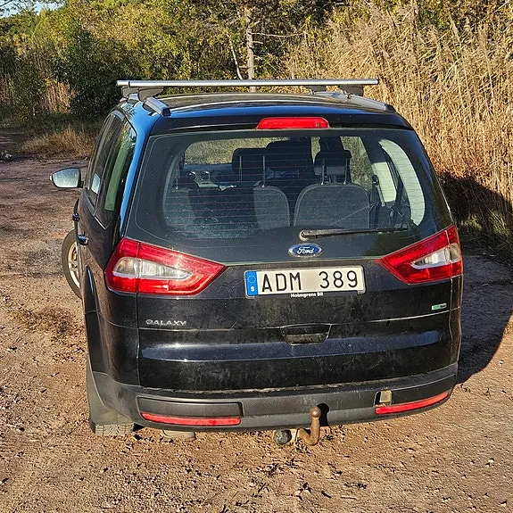 Ford Galaxy 2011 photo 5