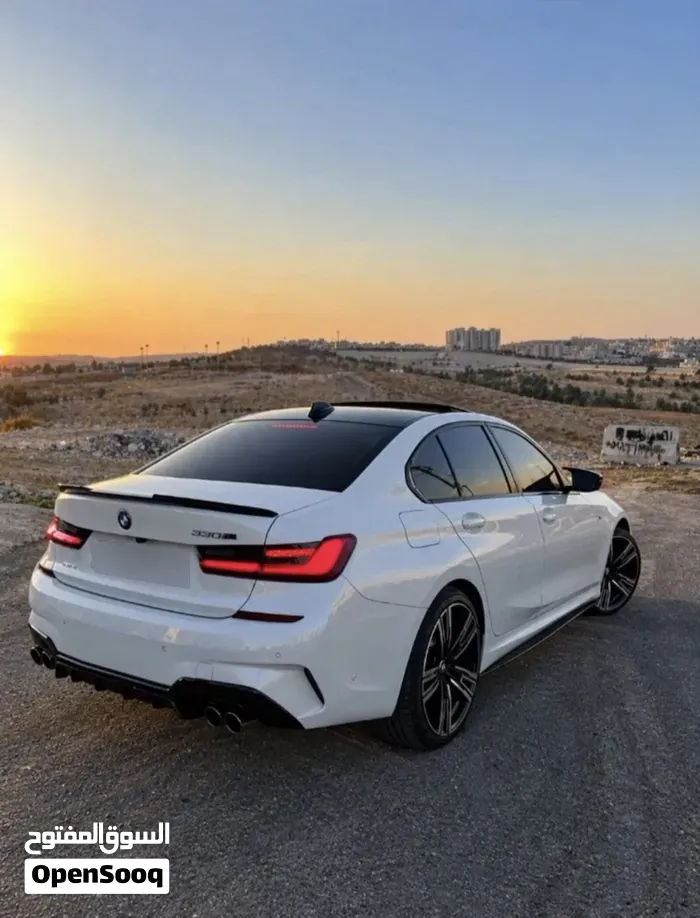 BMW 330E