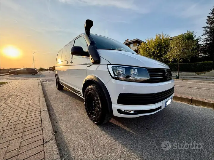 Volkswagen Caravelle